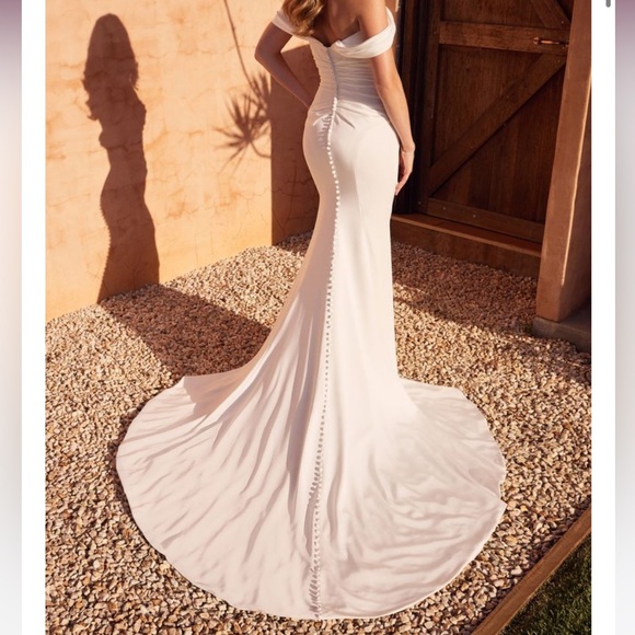 NWT Size 16 Sophia Tolli Ivory Strapless Wedding Dress Y3132 - Picture 2 of 12